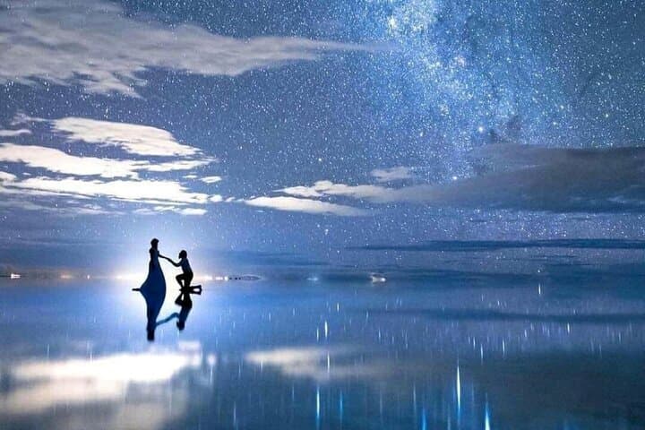 Stargazing on Salar de Uyuni: Private Night Tour from Uyuni