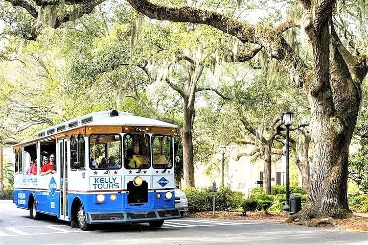 Exploring Savannah by Land and River: The Ultimate Trolley and Riverboat Experience photo 4