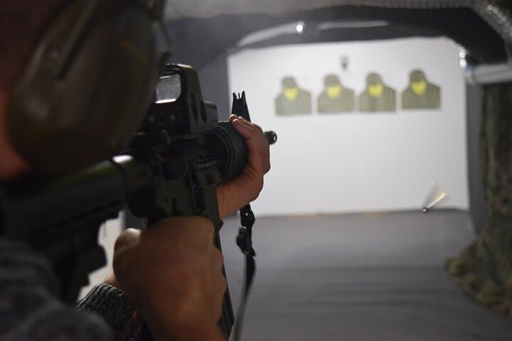 Wroclaw Shooting Range Experience with Hotel Transfers — Beginner-Friendly Range Package photo 2