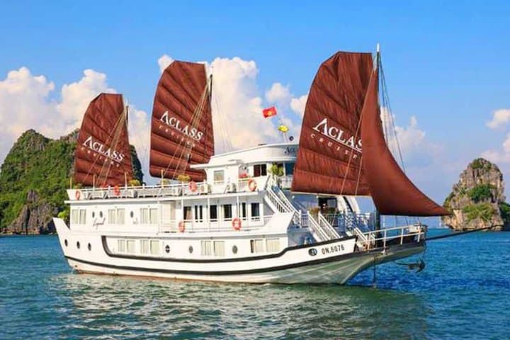 Overnight Halong Bay Cruise: 2-Day, 1-Night Cruise from Hanoi photo 2