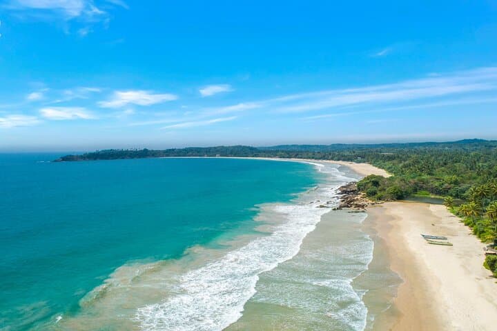 Coastal Ride to Galle: Madu River Safari, Moonstones & Galle Fort Day Tour