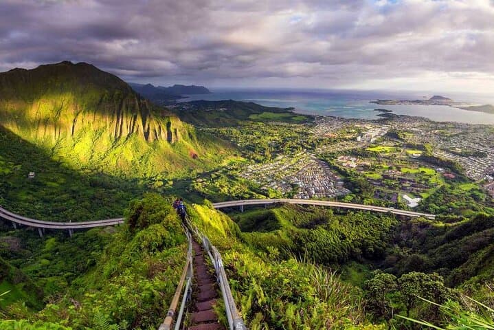 Honolulu (HNL) to Ko Olina Private Airport Transfer — Stress-Free Arrival photo 4