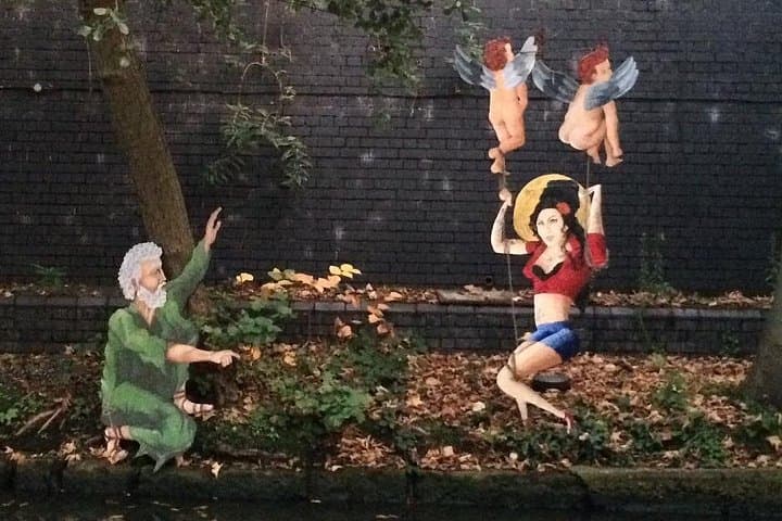 Cultural Camden Audio Tour: Old Graveyards to Modern Street Art photo 1