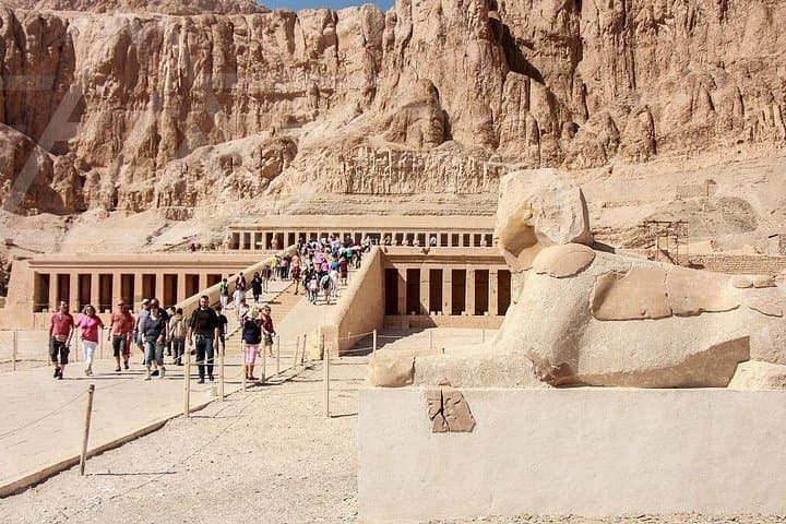 4-Day Luxury Nile Cruise from Aswan to Luxor — Temples, Tombs & River Life photo 2
