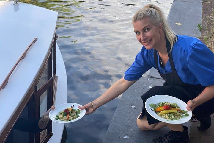 Private Amsterdam Canal Dinner Cruise: 2-Hour Private Cruise with Drinks & 2-Course Meal photo 3