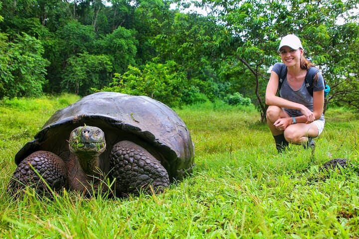 Galapagos Essential: 4-Day Budget Tour from Santa Cruz photo 4