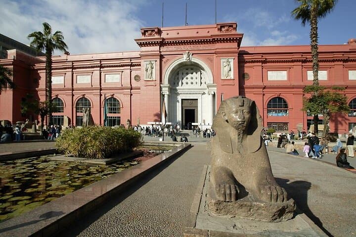 Private Day Tour: Egyptian Museum, Old Cairo, Citadel & Khan el-Khalili photo 3