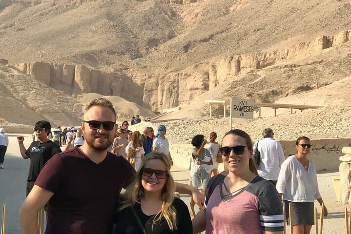 Private West Bank Tour: Valley of the Kings & Medinat Habu from Luxor