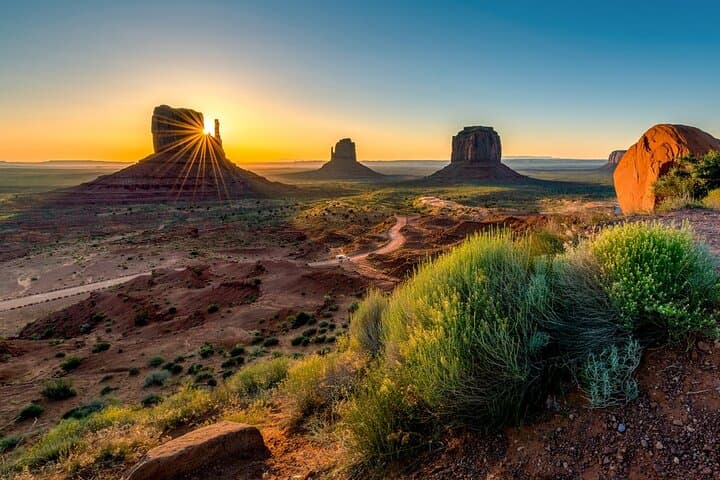 Private 2-Day Grand Circle Tour from Las Vegas — Antelope Canyon, Horseshoe Bend, Monument Valley & Grand Canyon