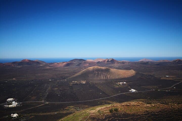 Hiking La Geria Vineyards: Lanzarote Volcanic Wine Walking Tour photo 4