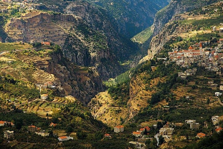 5-Day Lebanon Highlights Tour from Beirut — Jeita, Byblos, Baalbek & Cedars photo 3