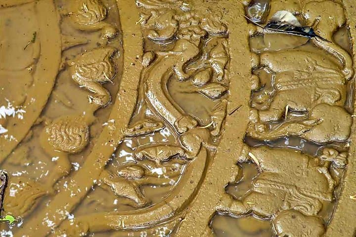 Temple Run: Ancient Caves & Monasteries Tour from Arugam Bay photo 6