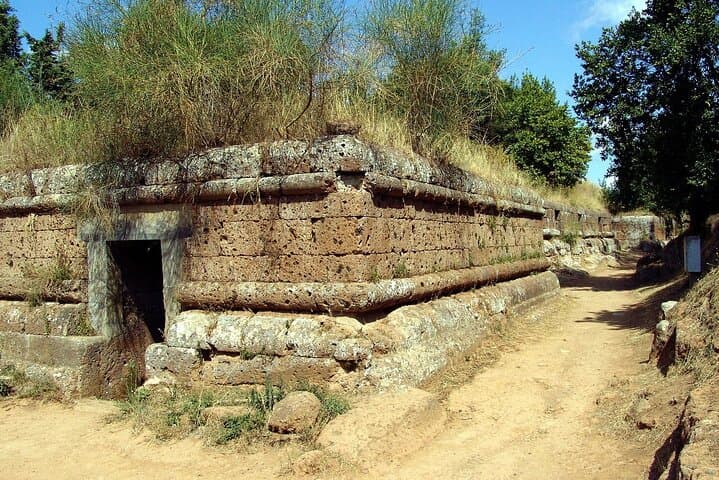 Rome Day Trip to Cerveteri Necropolis, Bracciano Lake & Odescalchi Castle photo 4