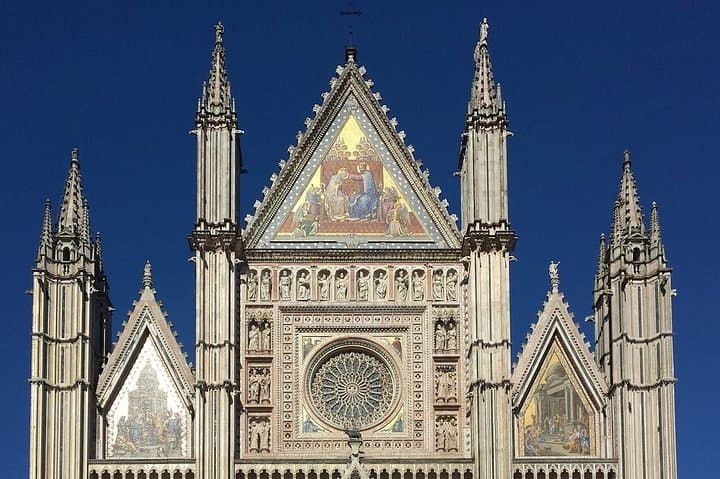 Day Trip from Rome to Civita di Bagnoregio and Orvieto: Hilltop History & Cathedral Art photo 6