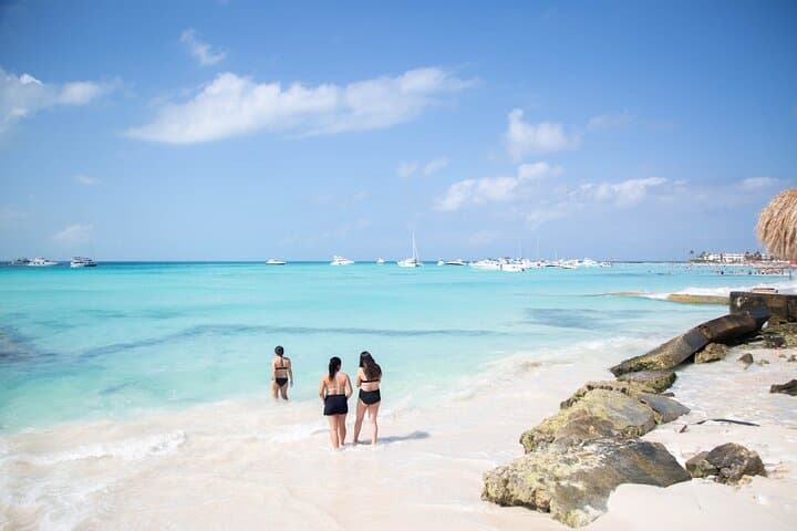 Catamaran Sailing to Isla Mujeres: Snorkel, Open Bar & Beach Club Day Trip from Cancun photo 6