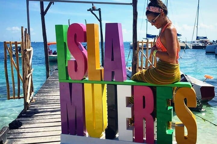 Catamaran Sailing to Isla Mujeres: Snorkel, Open Bar & Beach Club Day Trip from Cancun photo 2