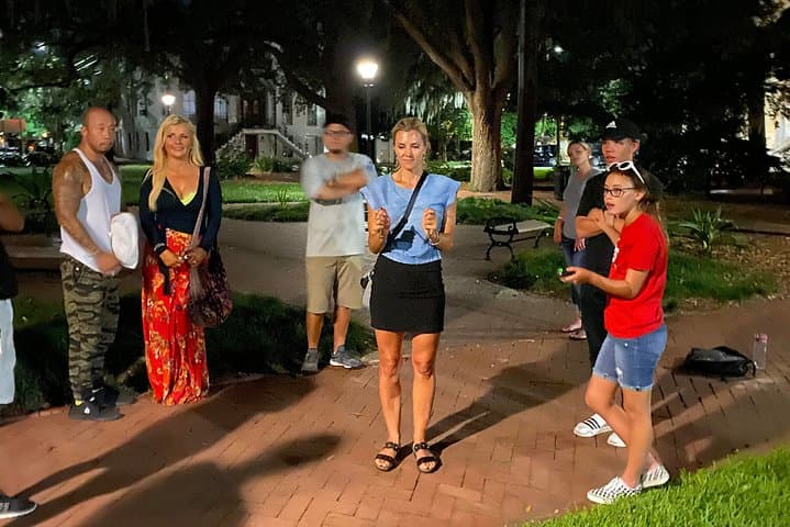 Savannah's 13 Ghosts: Voodoo, Murder & Mystery Walking Tour photo 4