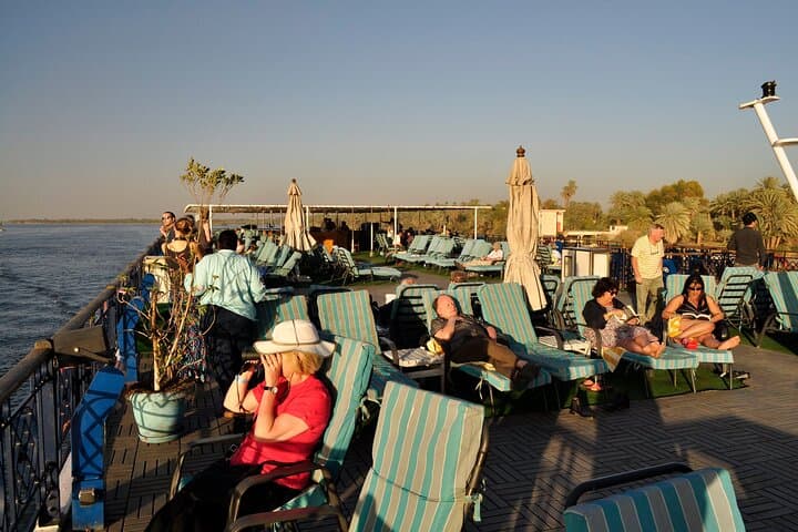 4-Day Private Nile Cruise from Aswan to Luxor: Temples, Tombs and River Views photo 4