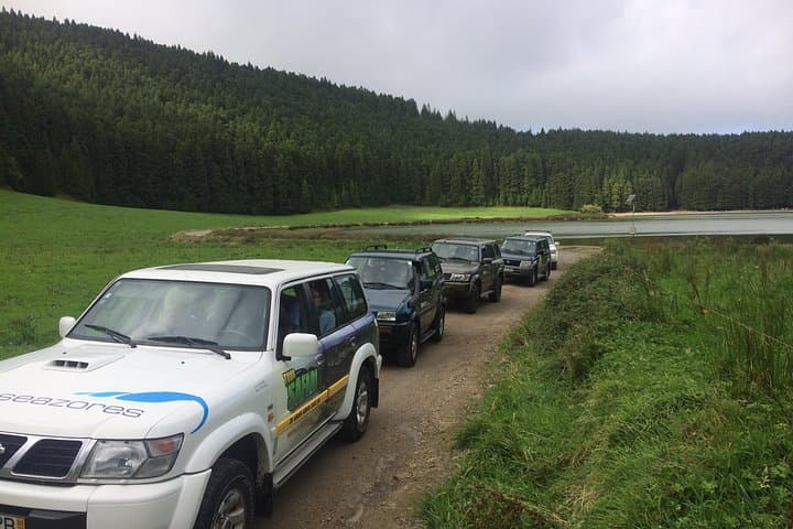 Wild Lakes 4x4 Tour in São Miguel: Jeep Safari and Congro Walking Tour photo 4