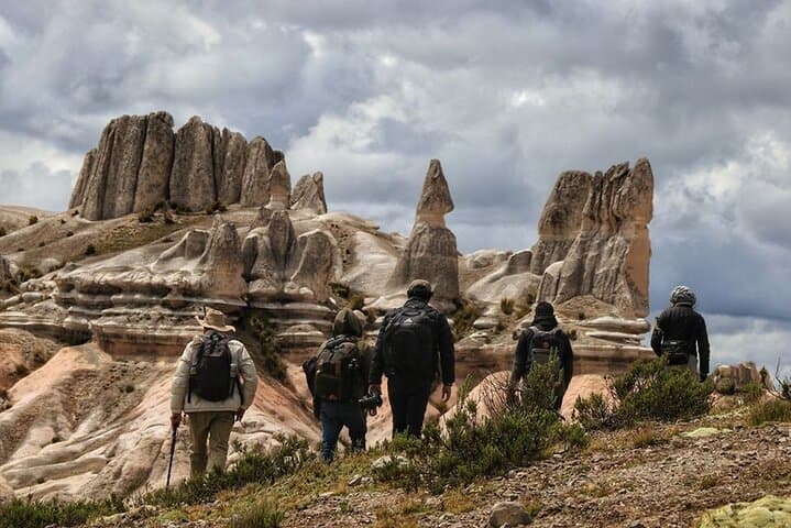 Colca Canyon 2-Day Tour: Cruz del Condor & Chocolaqa Stone Forest Adventure photo 2
