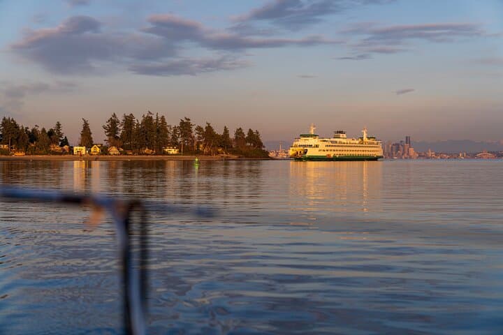 Seattle Sailing from Bainbridge Island: 2-Hour Guided Puget Sound Adventure photo 6
