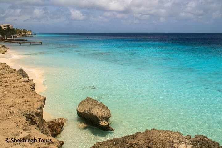 Explore Bonaire: North and South Island Tour with Beach Time and a Local Local Guide