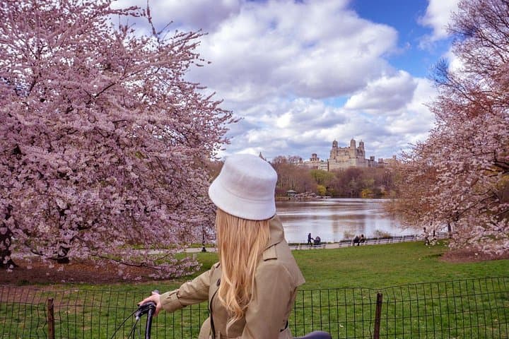 Central Park Bike Tour: Best of Central Park Guided Cycling Experience photo 1