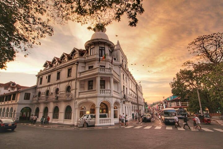 From Beruwala Beaches to Kandy: Full-Day Private City Tour photo 4