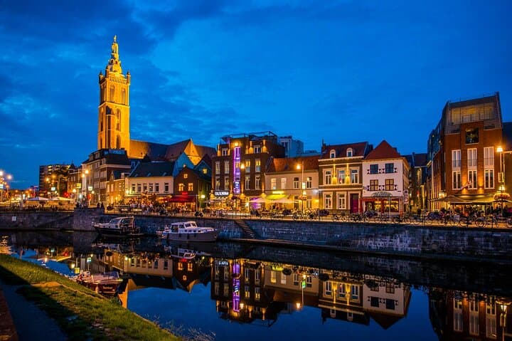 Self-Guided e-Scavenger Hunt in Roermond — Interactive City Trail photo 3