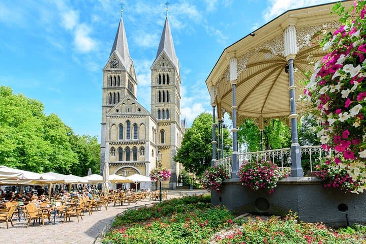 Self-Guided e-Scavenger Hunt in Roermond — Interactive City Trail photo 6