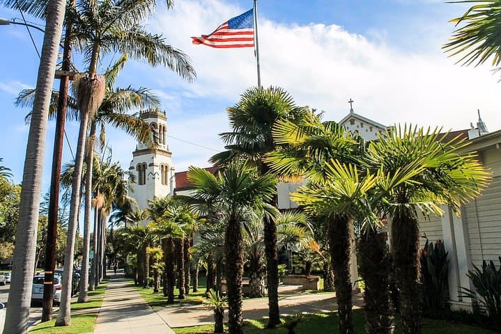 Day Trip: Santa Barbara and Solvang Private Tour from Los Angeles