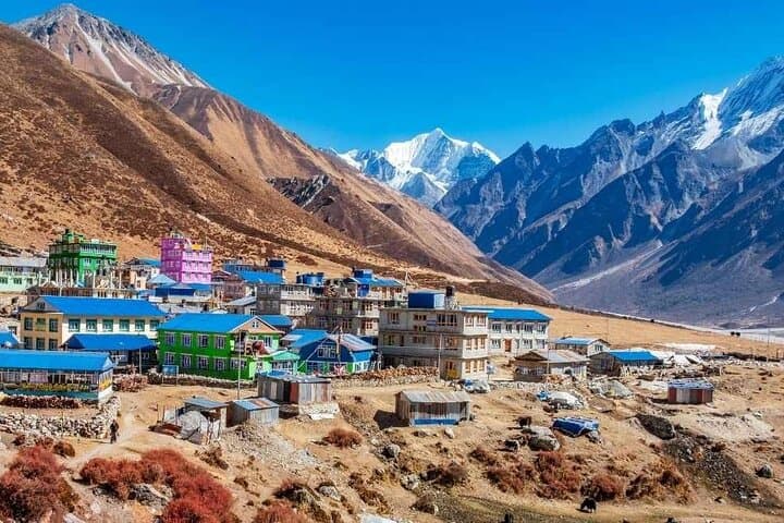 Langtang Valley 7-Day Trek: Teahouse Route from Kathmandu to Kyanjin Gompa photo 1