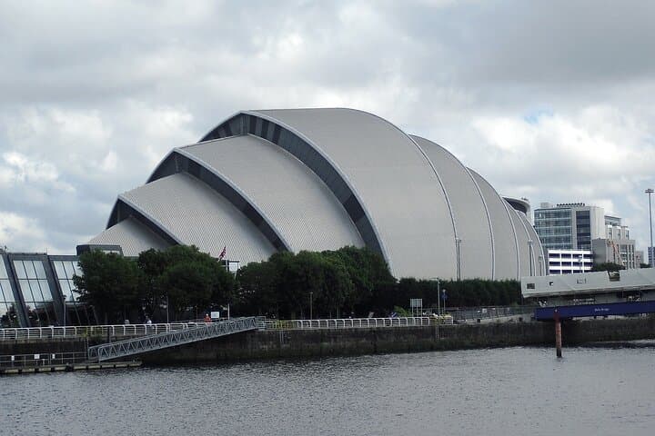 Glasgow Private Walking Tour: Explore Victorian Streets, Modern Culture, and River Clyde History photo 4