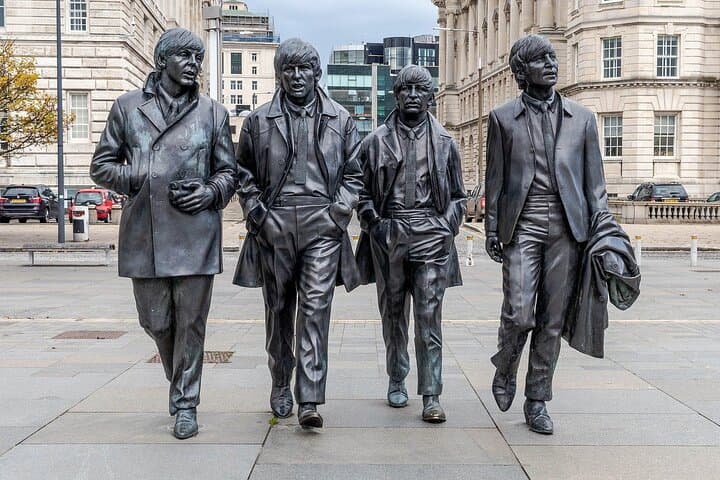 Liverpool Private Walking Tour: Beatles, Waterfront & Historic Sights