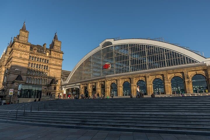 Liverpool Private Walking Tour: Beatles, Waterfront & Historic Sights photo 3