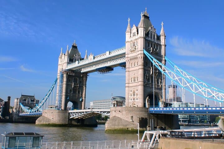 Private London Walking Tour: Historic Sights, Local Stories and Personalized Guide photo 2