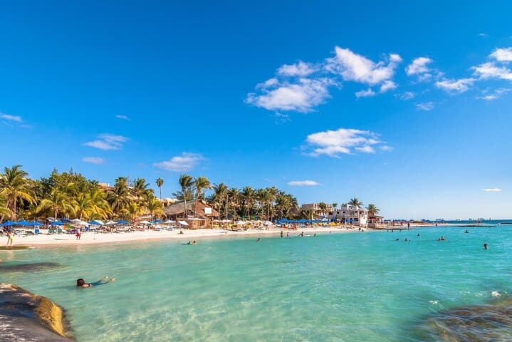 Catamaran Snorkel & Beach Club: Isla Mujeres Day Trip from Cancun photo 2
