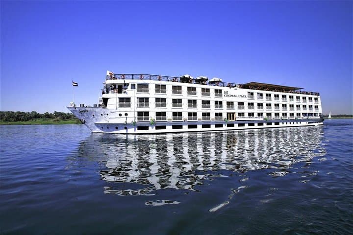 4-Day Private Nile Cruise from Aswan to Luxor: Temples, Tombs and River Views photo 1