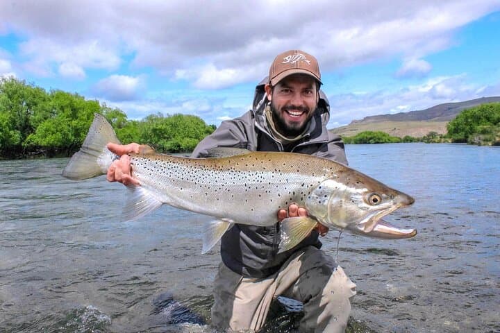 Half-Day Fly Fishing on the Limay River — Bariloche Patagonia