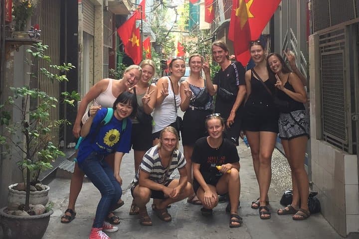 Saigon Motorbike Evening Tour: Old Saigon Sights & Local Dinner