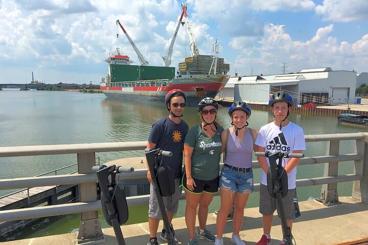 Green Bay E-Scooter Guided Glide — Downtown Segway Scooter Tour & Private Option photo 4