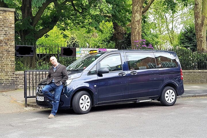 Private London Highlights Taxi Tour — Buckingham, Westminster & Big Ben photo 3