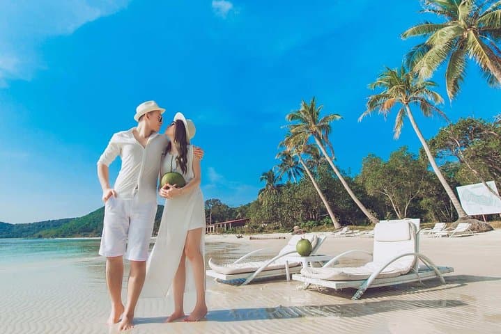 Phu Quoc Southern Island Full-Day Tour — Sao Beach, Pearl Farm & Pepper Trails
