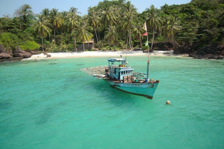 Phu Quoc 2-Day Beach Camping & Boat Trip — Snorkel, Fish & BBQ on Sao Beach photo 2
