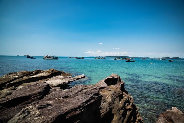 Phu Quoc Southern Island Full-Day Tour — Sao Beach, Pearl Farm & Pepper Trails photo 5