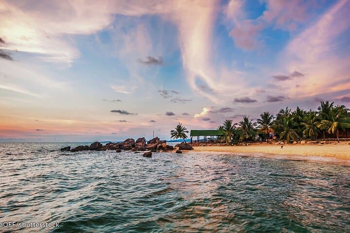 Phu Quoc Full-Day: Cua Can River, Mot Island & Thom Beach Tour