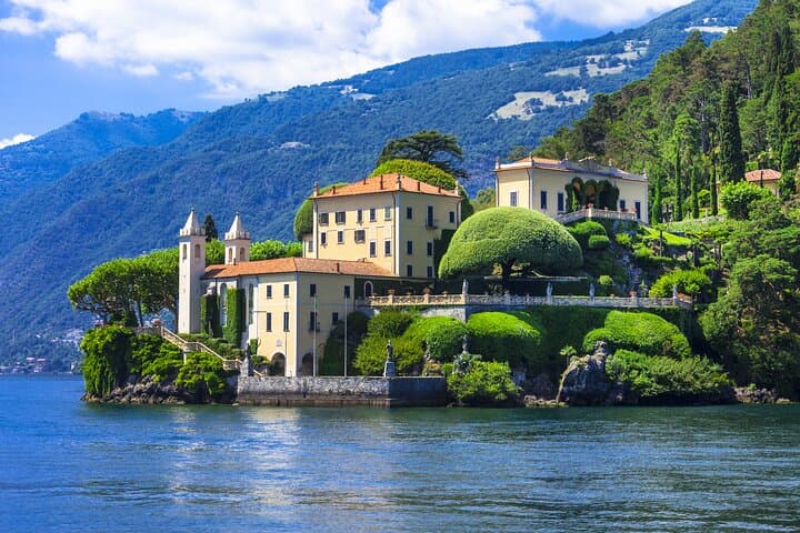 Lake Como Private Classic Speedboat Tour — Bellagio, Balbianello & Swim Stops photo 5