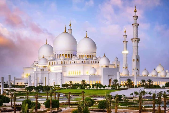 Dubai and Abu Dhabi: Two-Day Combo City Sightseeing Tour photo 6