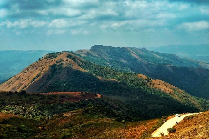 Chikmagalur Day Trip from Mysore: Mullayanagiri, Coffee Plantations & Hebbe Falls photo 5