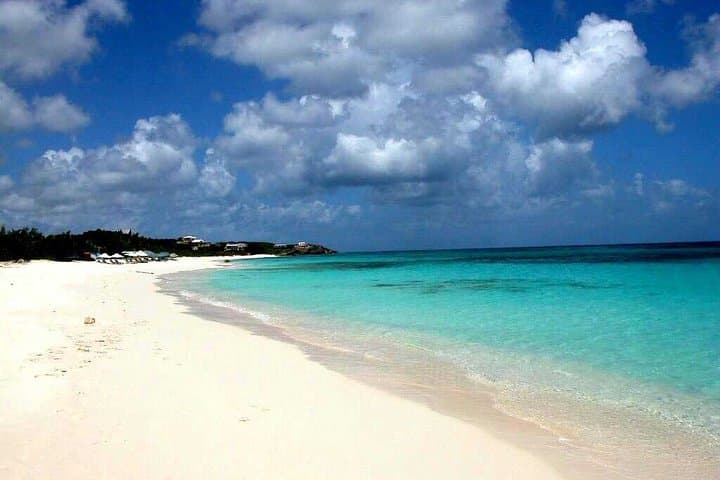 Pasikudah 3-Day Beach and Whale-Watching Tour from Kandy